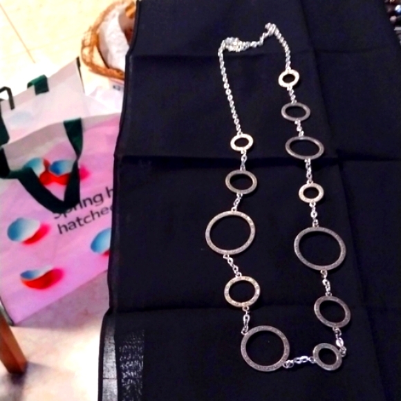 ❤️ Brighton studded round link necklace with Brighton bag - Picture 1 of 4